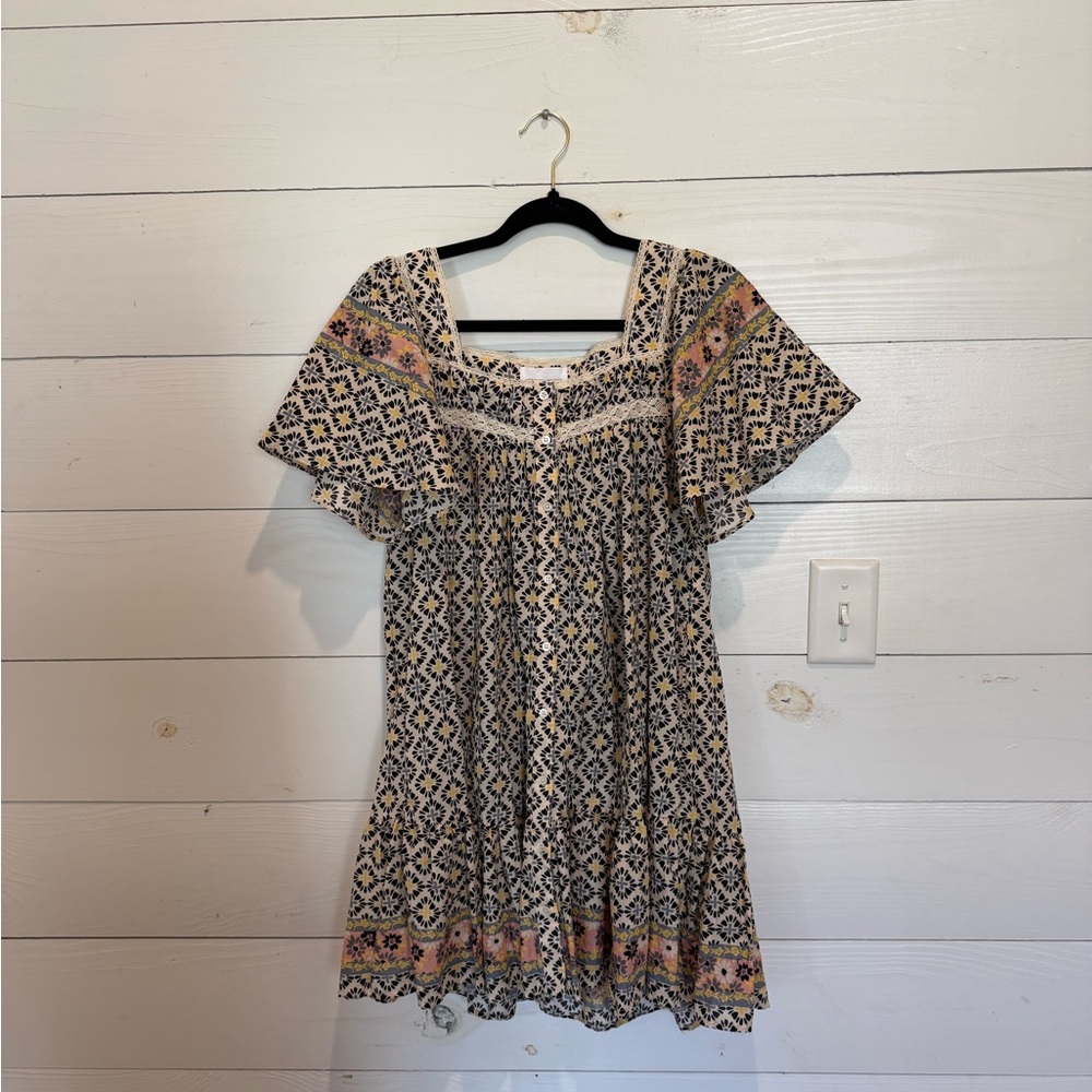 Floral Patterned Dress with Lace Detail